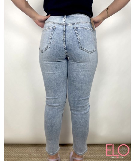 JEANS LUPITA
