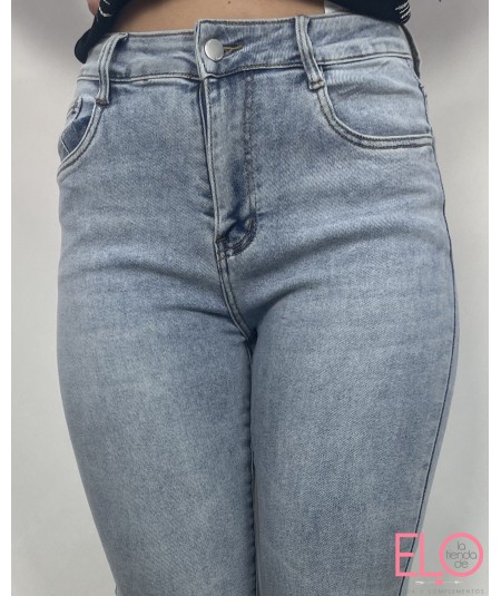 JEANS LUPITA