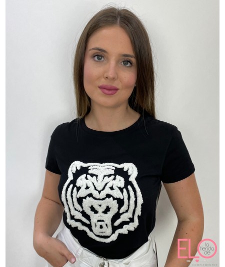 CAMISETA CARLOTA